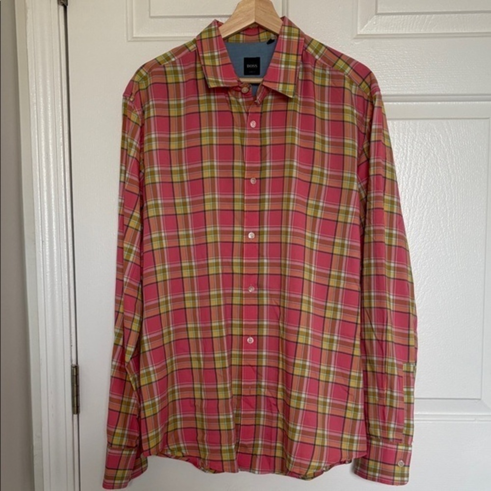 HUGO BOSS.  Men's Multicolor Plaid Button Down Shirt. XL - Picture 2 of 7